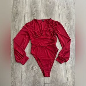 Shein woman’s used one piece body suit used in good condition